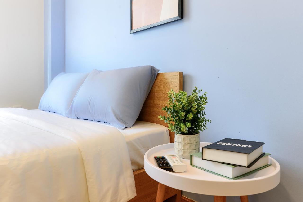 Cozrum Homes - Rivera Corner Apartment *