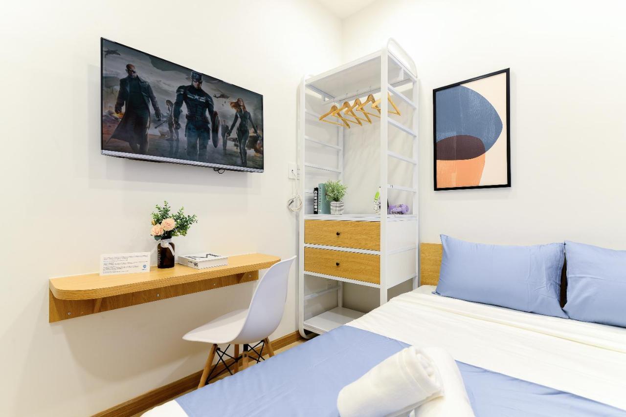 Cozrum Homes - Rivera Corner Apartment Ho Chi Minh City